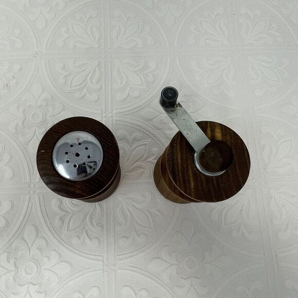 Michael Lax VTG Copco Salt and Pepper Italian - Picture 2 of 6